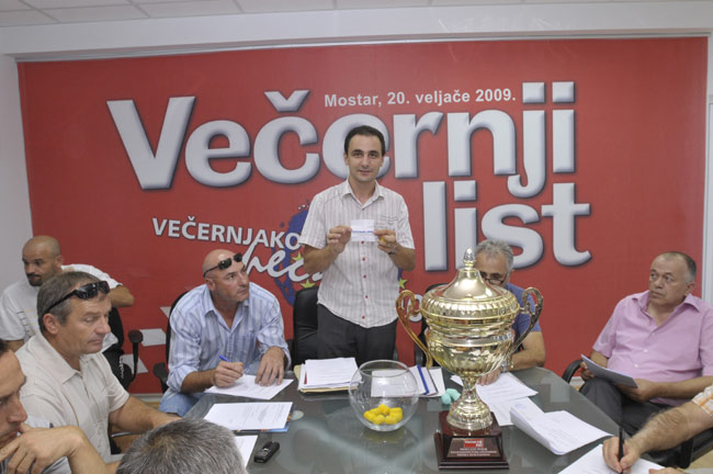 izvlacenje-parova.jpg izvlacenje-parova.jpg